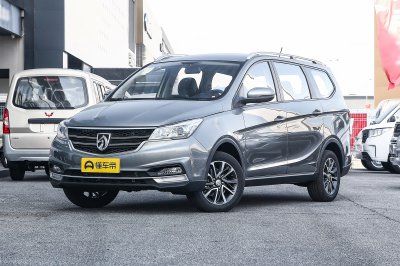 五菱宏光s3和宝骏730哪个好 五菱宏光宝骏哪个质量好