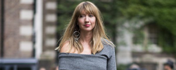 毛衣裙搭配什么下装