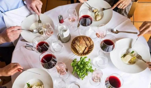 葡萄酒过期能喝吗