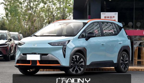 适合女士开的新能源小型车