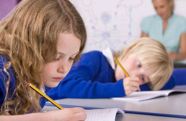 孩子不写作业怎么办