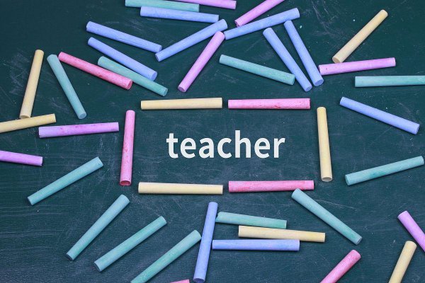 教育局招的合同制老师稳定吗