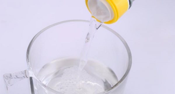 水中加什么拖地最干净