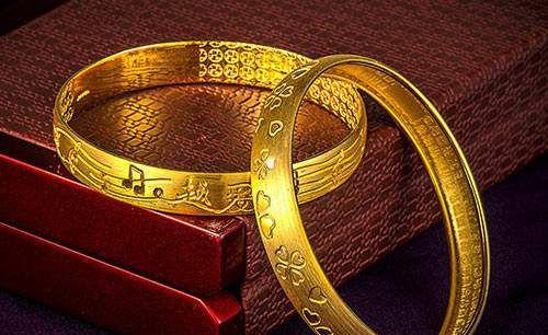 金银手镯的正确戴法