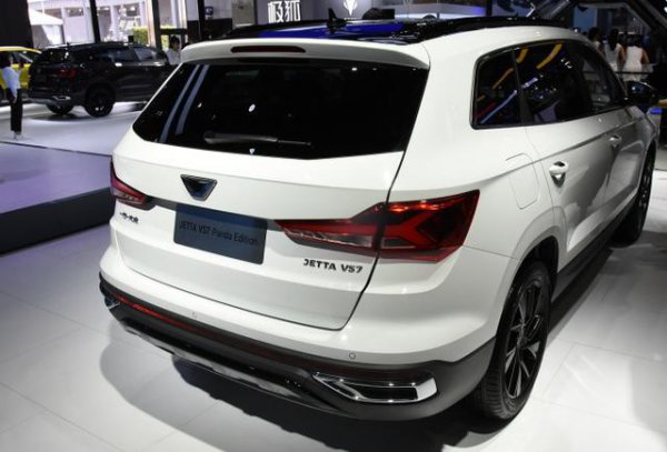 倒三角车标是什么车