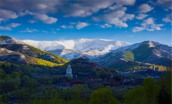 五台山是哪位菩萨的道场