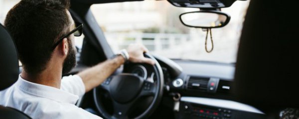 上牌照需要什么手续