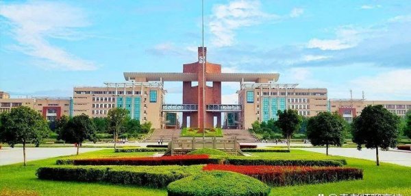 西北政法大学在哪个城市