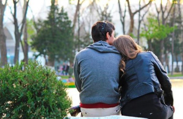 爱上一个人的表现有哪些