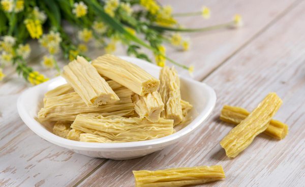 腐竹泡完还用焯水吗