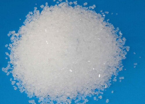 用磷酸二氢钾给米兰花催花需要注意些什么