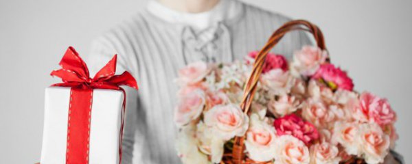 送给女孩什么圣诞礼物好