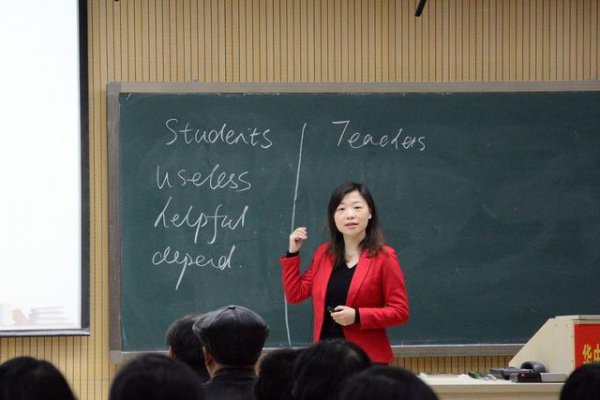 为什么大学老师都很有钱