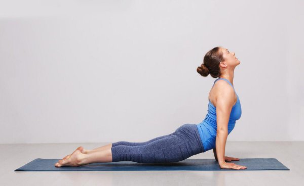 核心训练四个经典动作