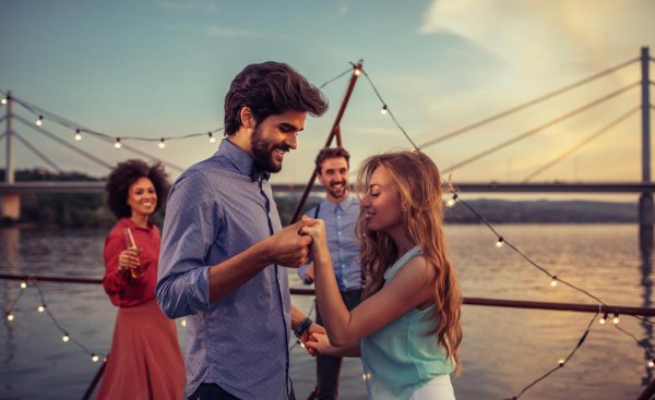 喜欢不喜欢对视就知道