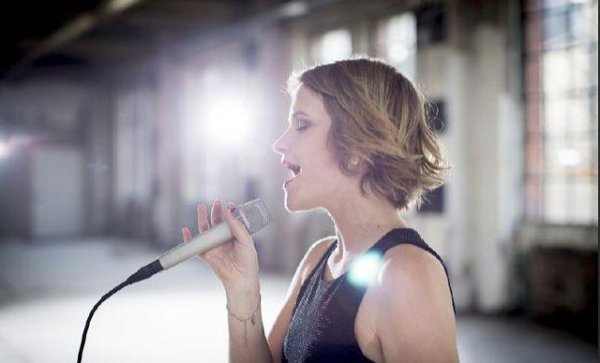 怎么说话声音好听小技巧