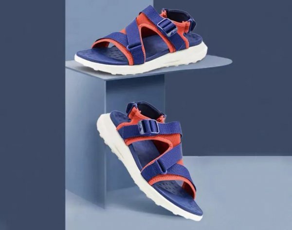 旅游去海边穿什么鞋子合适