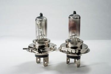 汽车仪表盘黄色感叹号什么意思