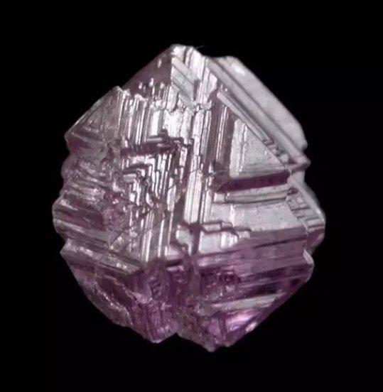 如何鉴定钻石原石的真假