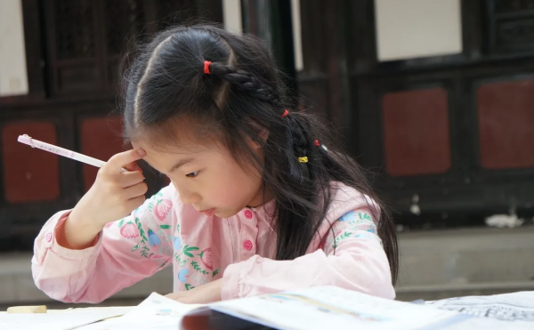 九年义务教育能不能跳级上学