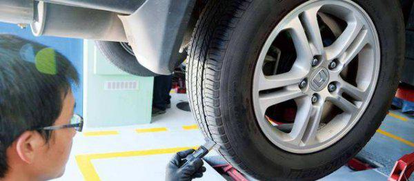 abs灯亮了是什么原因