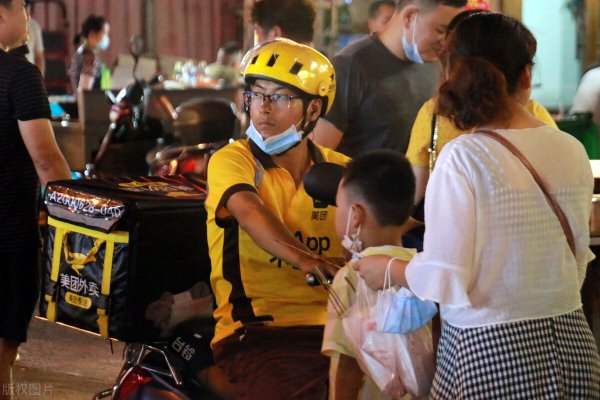 送外卖和送快递哪个好