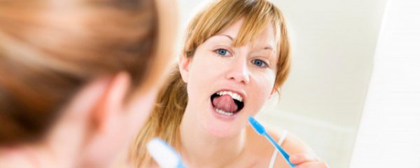 使用漱口水是先刷牙还是后刷牙