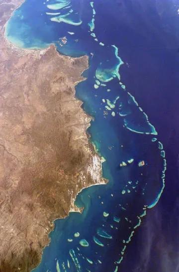 大堡礁在澳大利亚哪里