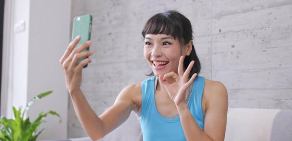 视频怎么开美颜和滤镜