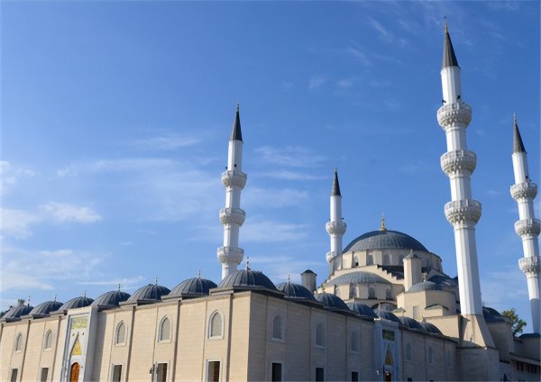 吉尔吉斯斯坦和中国关系好吗