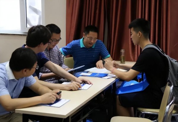 考研究生需要什么条件才能报名