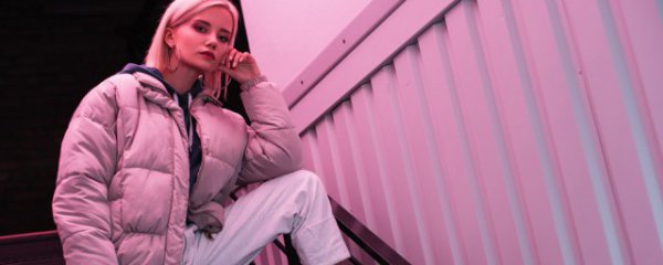 洗白色羽绒服妙招