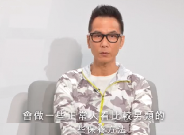 陈启泰近照头发花白变化大