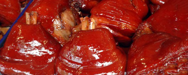 吃红烧猪蹄的好处和坏处