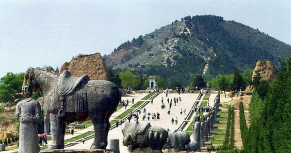 兵马俑的占地面积是多少