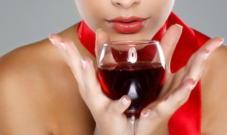 如何判断葡萄酒的好坏 判断葡萄酒的好坏的好方法