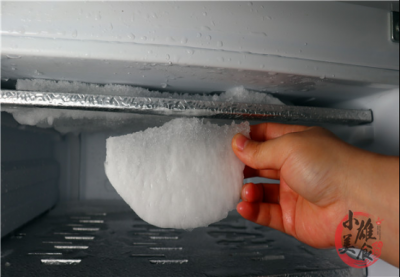 冰箱冰太厚了怎么清理 快速去除冰箱里的冰霜有妙招