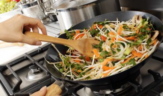 凉拌大肠面的做法步骤 如何做凉拌大肠面好吃