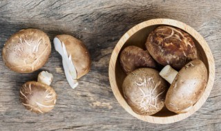 香菇变颜色还能吃吗 香菇已经变颜色了是否可以食用
