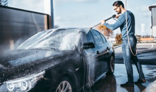 如何判断车膜的好坏 给汽车贴膜怎么判断质量好坏