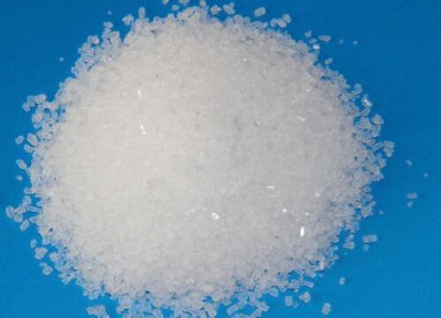 米兰花多长时间浇一次磷酸二氢钾 用磷酸二氢钾给米兰花催花需要注意些什么