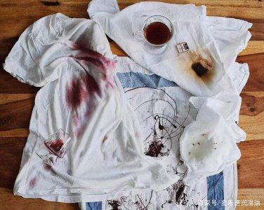 怎样去除衣服上的机油油渍 衣服上机油渍去除小窍门