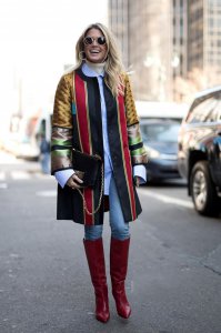 牛仔裤配什么鞋子好看女 鞋子与牛仔裤的搭配指南