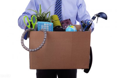 送外卖和送快递哪个好 外卖员和快递员哪个待遇好工资高