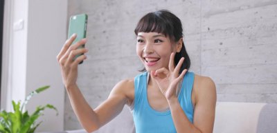 视频怎么开美颜和滤镜 微信视频通话怎么打开美颜功能