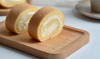 在家自己制作蛋糕怎么做 奶油戚风蛋糕卷的烹饪技巧分享