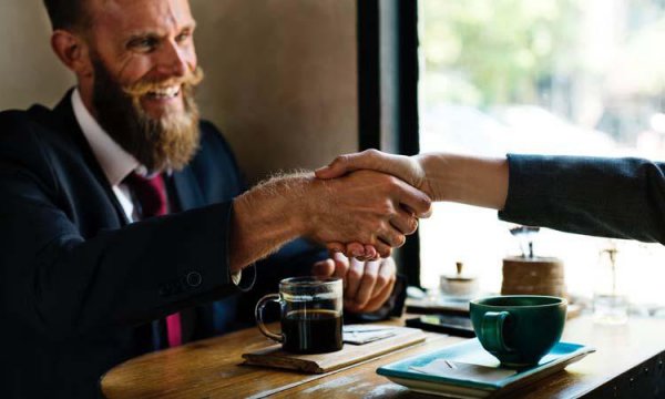 酒局上如何做到高情商