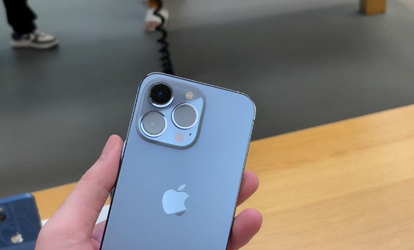 苹果13与13pro谁最值得拥有