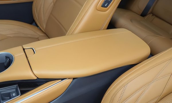 丰田亚洲龙怎么样