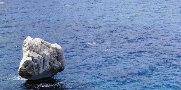 汤加火山爆发原因地理和影响